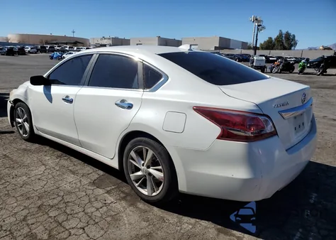 2013 Nissan Altima 2.5 z USA, uszkodzony, nr VIN 1N4AL3AP6DN549273